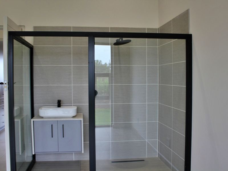 Space to Breathe, Room to Be - Photo 7