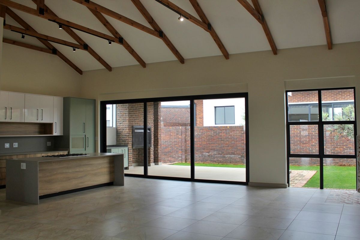 Two Levels, One Connected Home - Photo 2