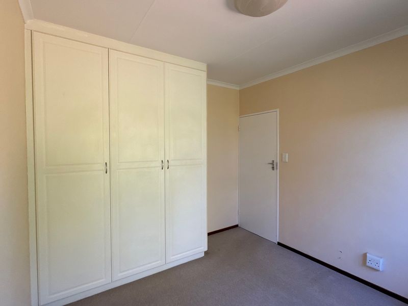Charming 2-Bedroom Freestanding Unit Available to Rent in Amber Valley Retirement Estate - Photo 10