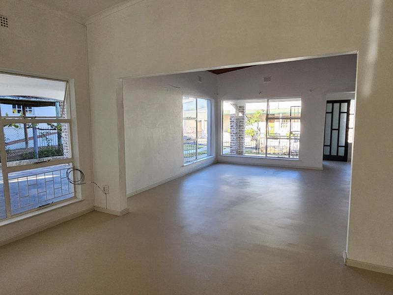 Comfortable 3-Bedroom Living in a Quiet, In-Demand Location - Photo 7