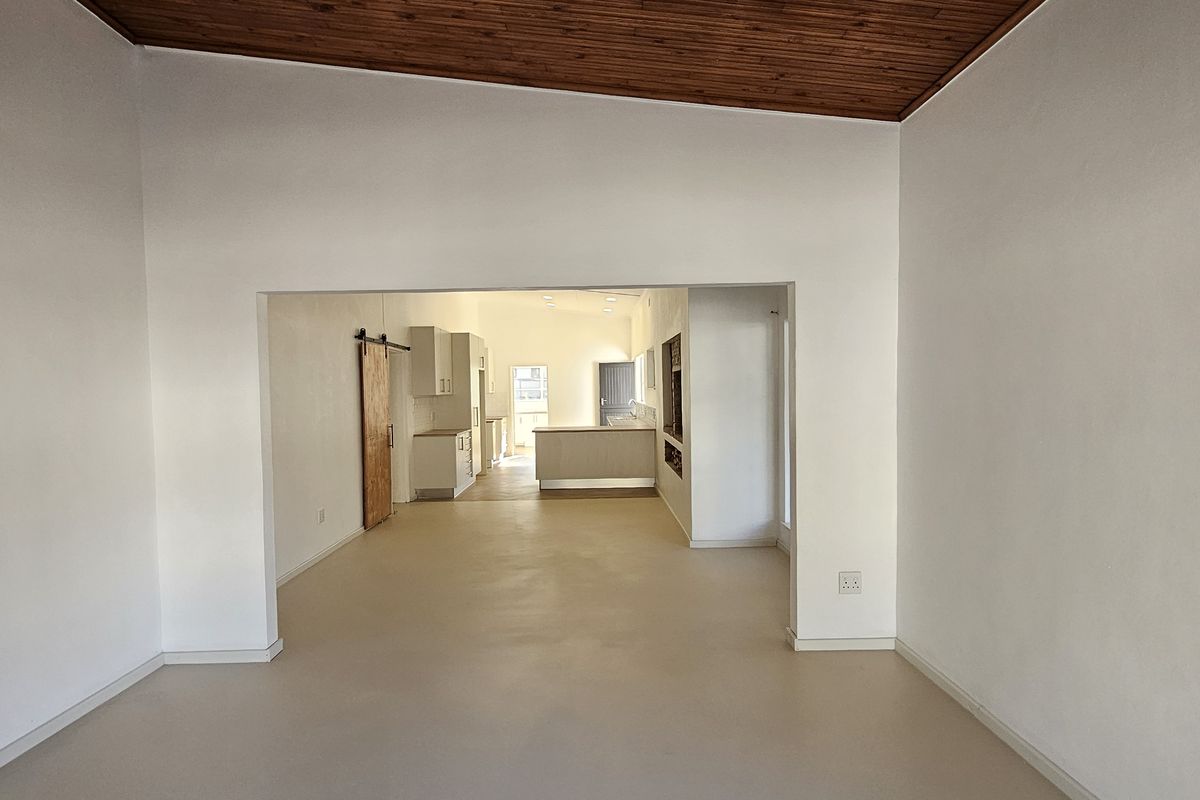 Comfortable 3-Bedroom Living in a Quiet, In-Demand Location - Photo 5