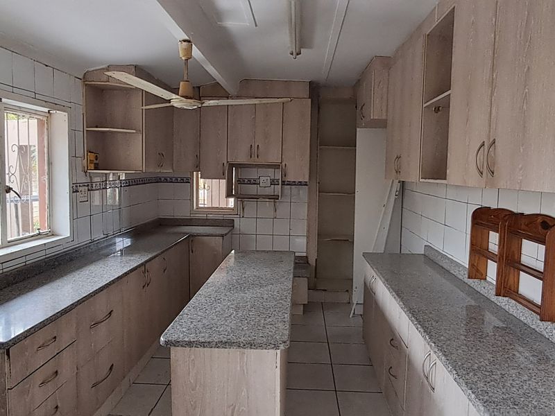 Freehold Pending Sale In Newcastle - Photo 1