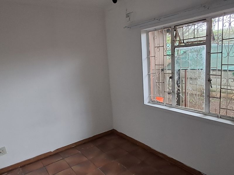 Freehold Pending Sale In Newcastle - Photo 8