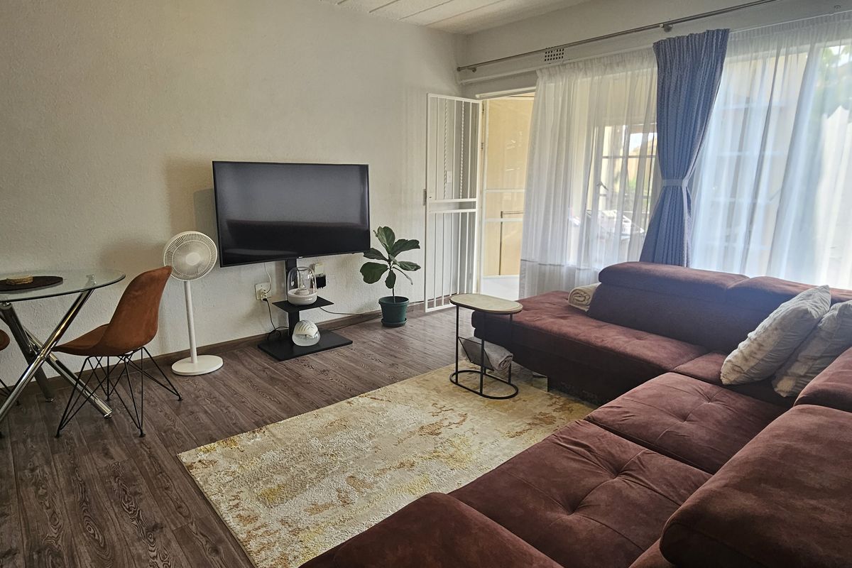 Smart Buy in Eden Glen – Ideal Home or Investment Opportunity - Photo 4