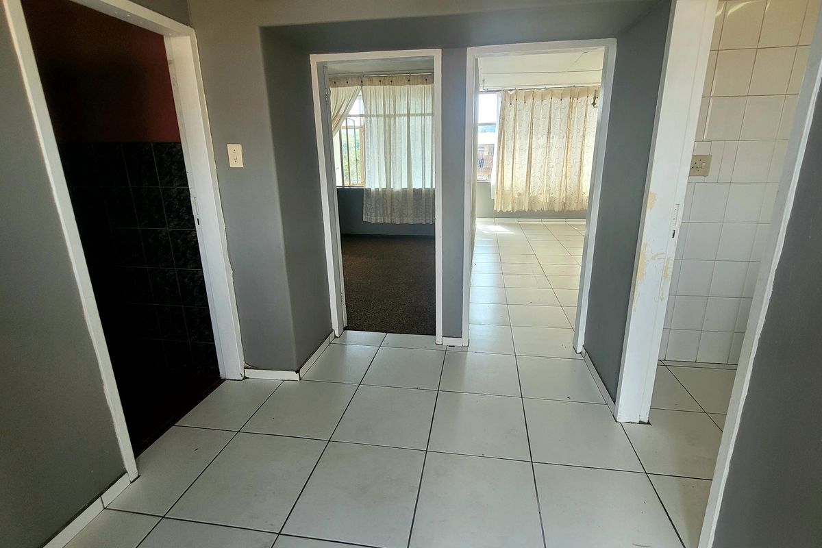 Investor Goldmine Opposite College – High Rental Demand - Photo 3