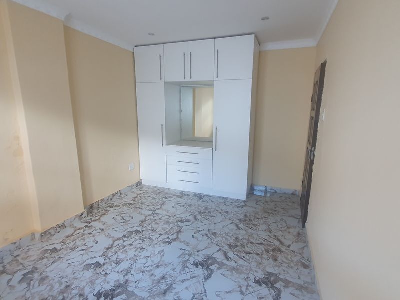Ground Floor Apartment To Rent - Photo 10