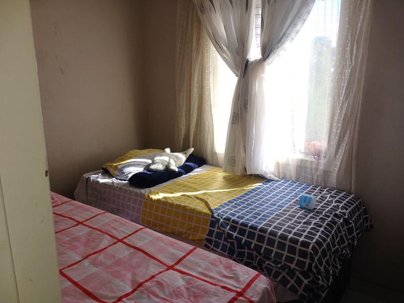 Move in ready unit available in Pine Oak Crescent - Photo 5