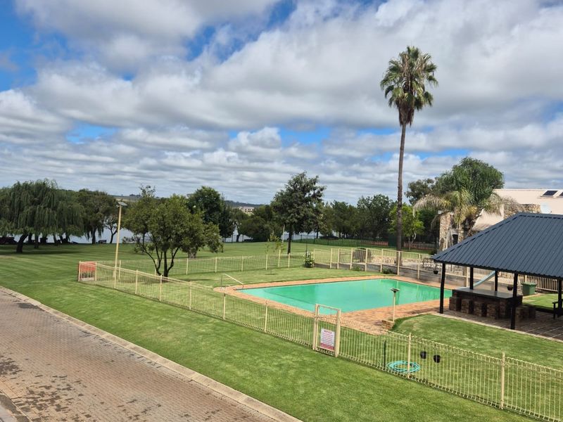 Prime Stand in Sought-After Vaalview Estate – Build Before 2033 - Photo 10