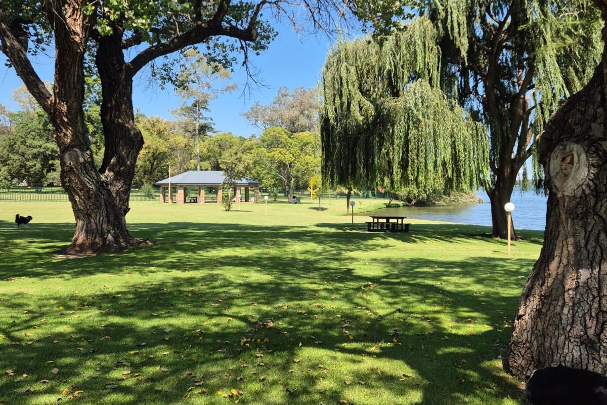 Prime Stand in Sought-After Vaalview Estate – Build Before 2033 - Photo 4