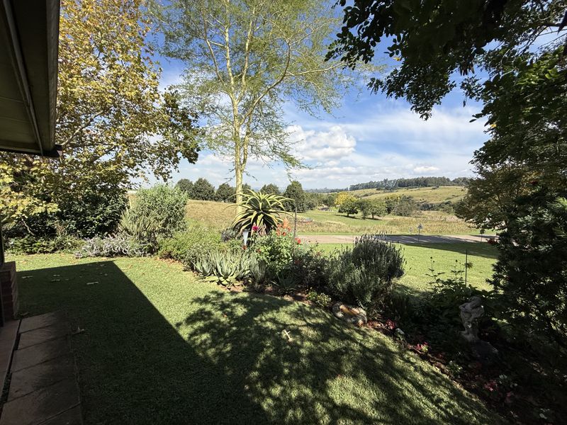 Immaculate unit with views set in the heart of Amber Valley - Photo 3