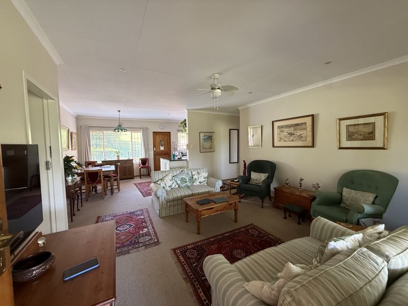 Immaculate unit with views set in the heart of Amber Valley - Photo 8