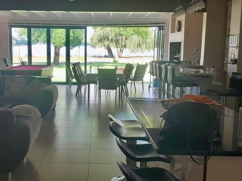Riverside Escape – The Perfect Weekend Getaway Just an Hour from JHB! - Photo 4