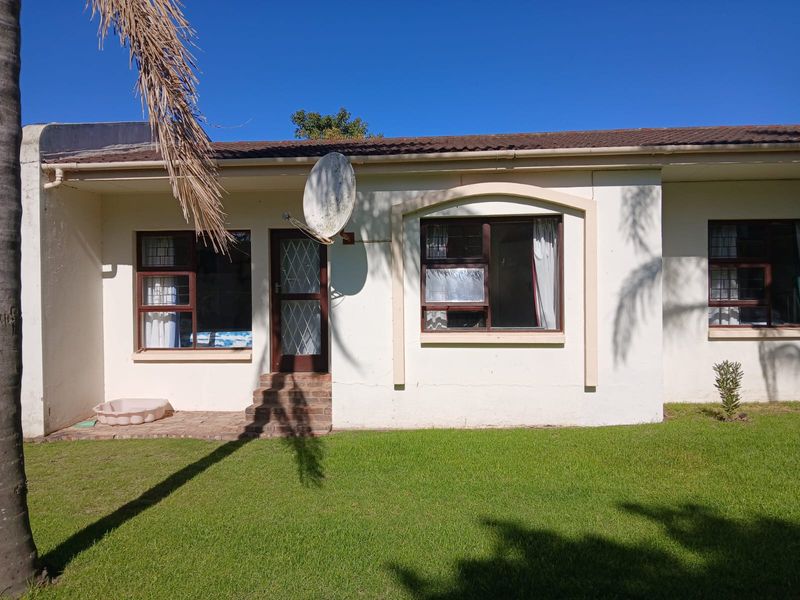 Hidden Gem In Boskloof - Photo 10