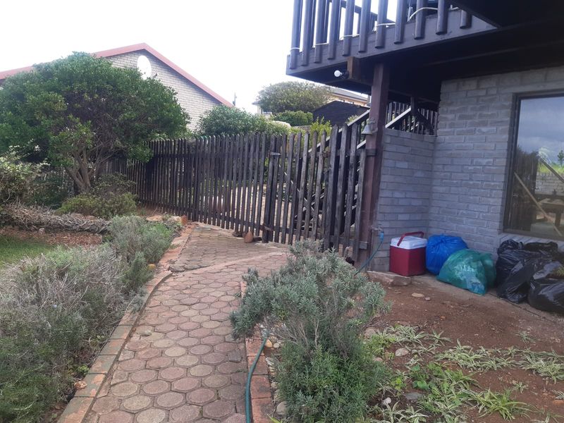 House Rental Monthly In Mossel Bay - Photo 3