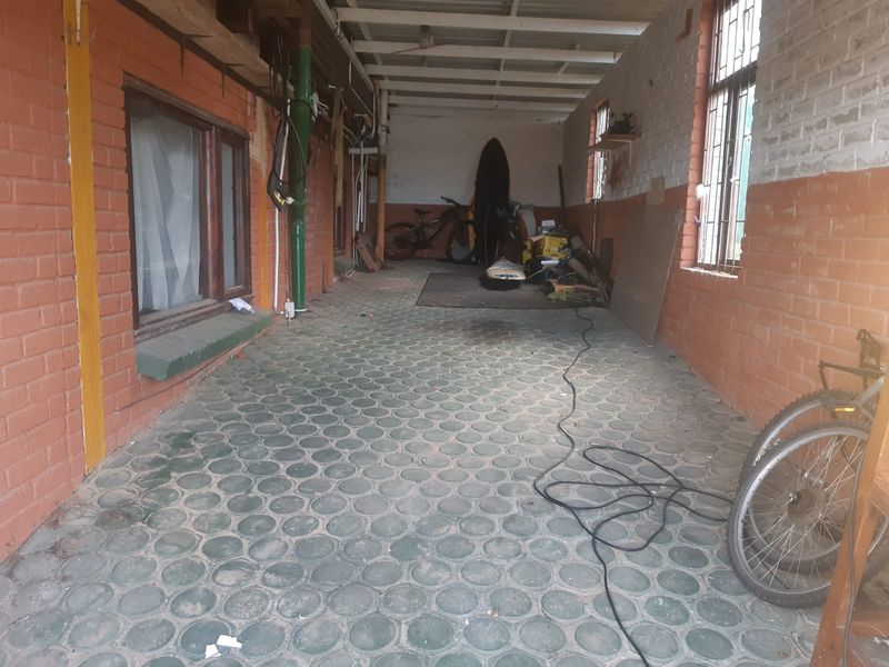 House Rental Monthly In Mossel Bay - Photo 2