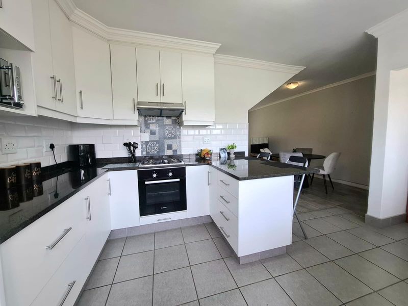 Facebrick Perfection -  3 Bedroom Complex living,  Where Comfort Meets Security - Photo 4