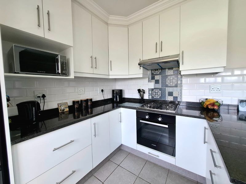 Facebrick Perfection -  3 Bedroom Complex living,  Where Comfort Meets Security - Photo 2
