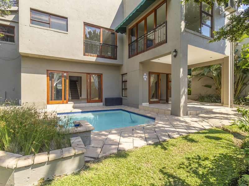 Family Home in Sought After Estate- with low levies! - Photo 3