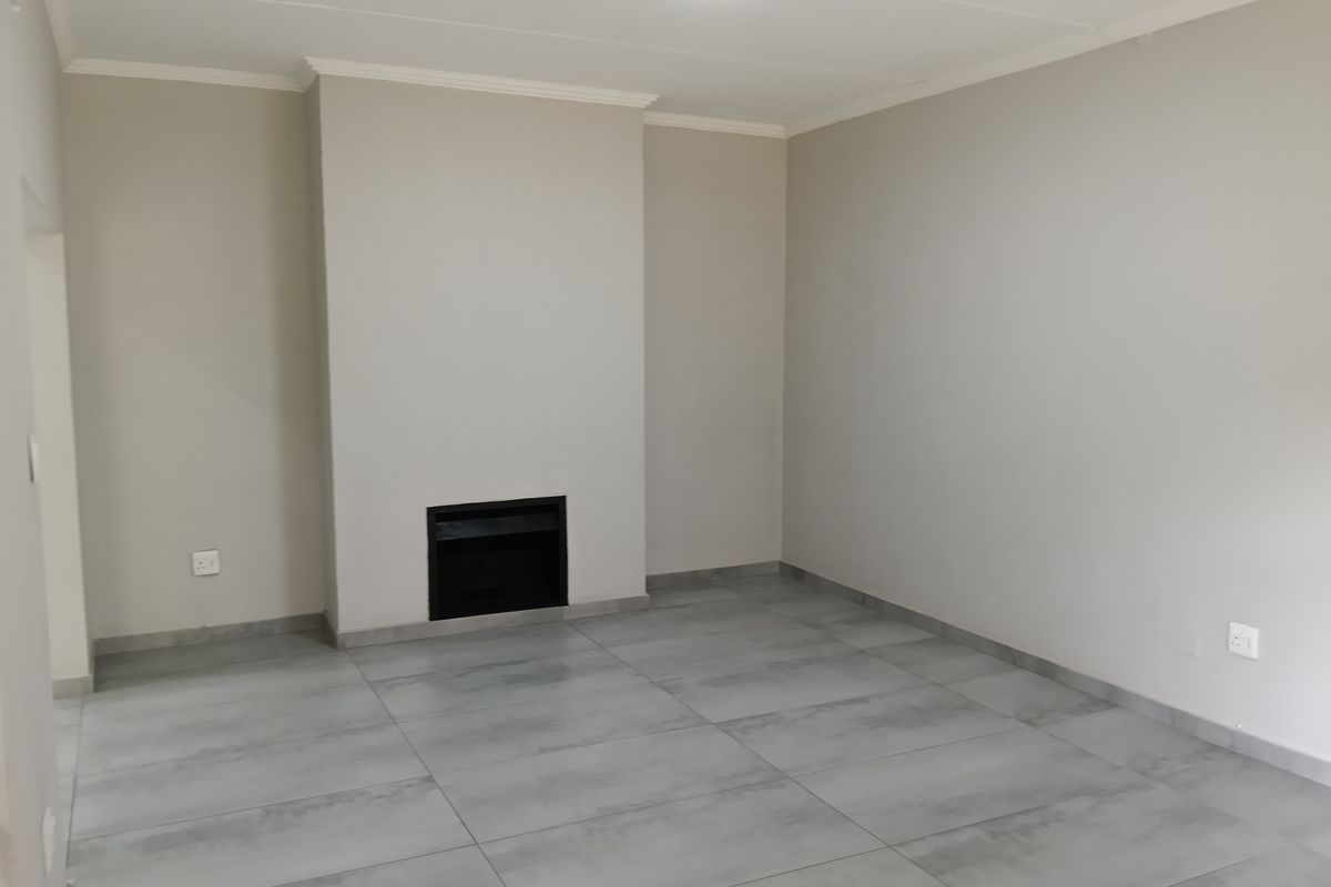 Three Modern, Spacious, Individual Family Homes on One Stand - Photo 5