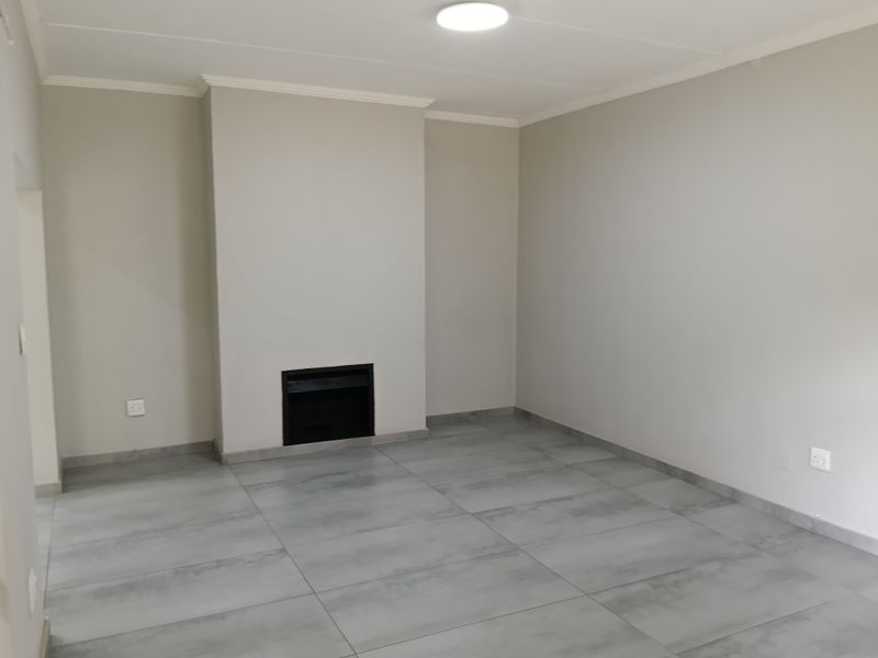 Three Modern, Spacious, Individual Family Homes on One Stand - Photo 5