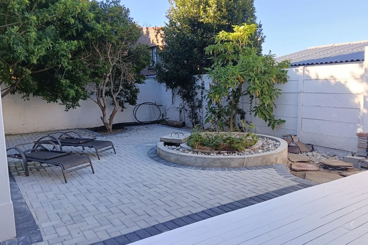 2 Bedroomed home to rent in Onrus River, Hermanus - Photo 4