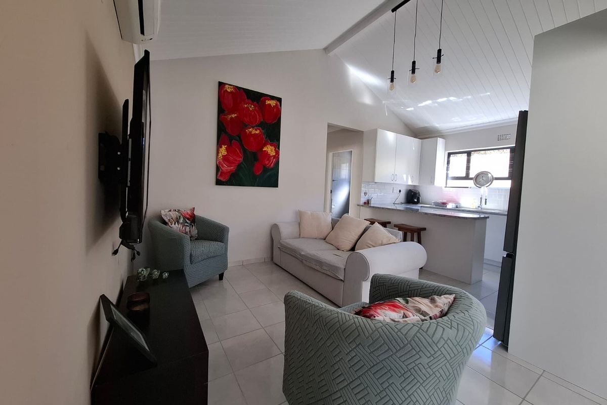 Charming Newly Renovated 2-Bedroom Home to Rent in Plumstead - Photo 5