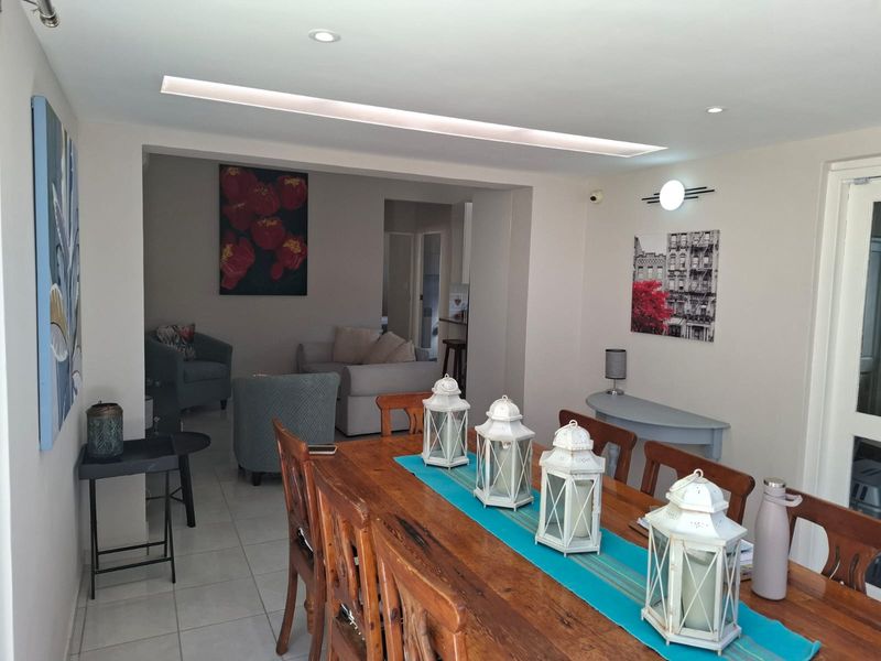 Charming Newly Renovated 2-Bedroom Home to Rent in Plumstead - Photo 8