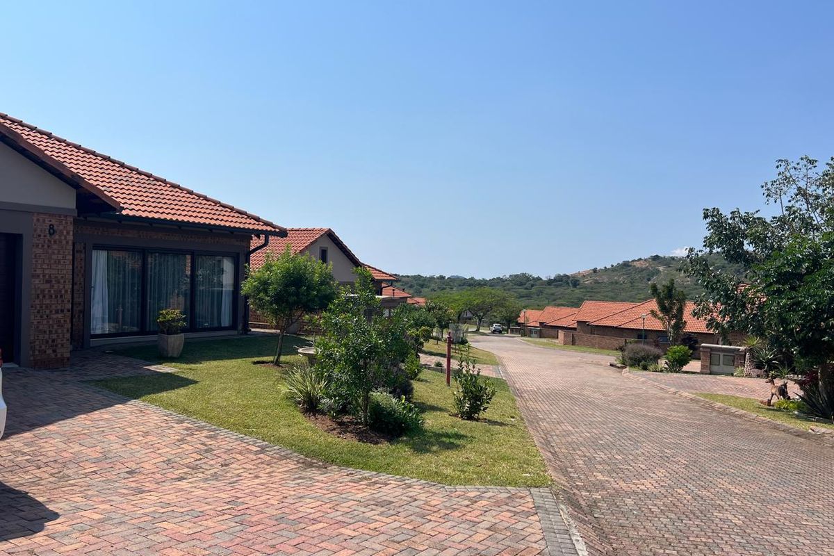 Your dream retirement home awaits! - Photo 2