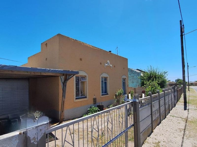 Fixer-Upper Opportunity in Theronville – Priced for Action - Photo 3