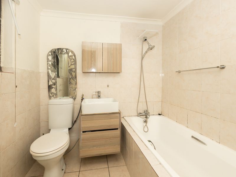 Impressive 3 Bedroom Home For Sale - Photo 10