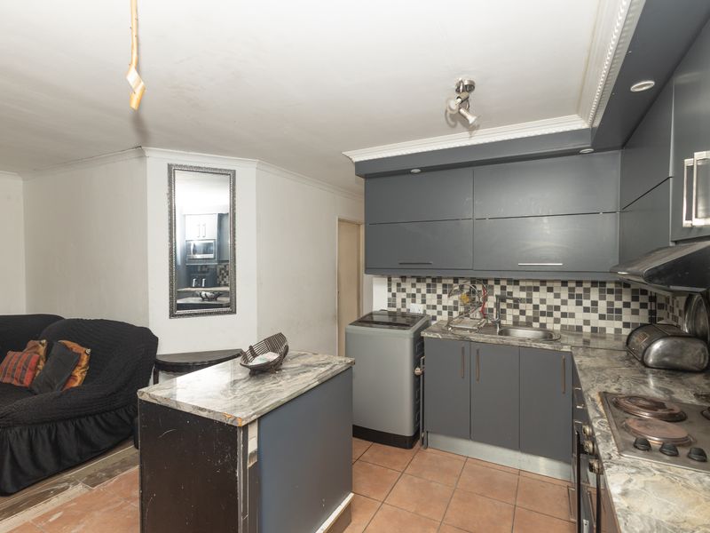 Impressive 3 Bedroom Home For Sale - Photo 6