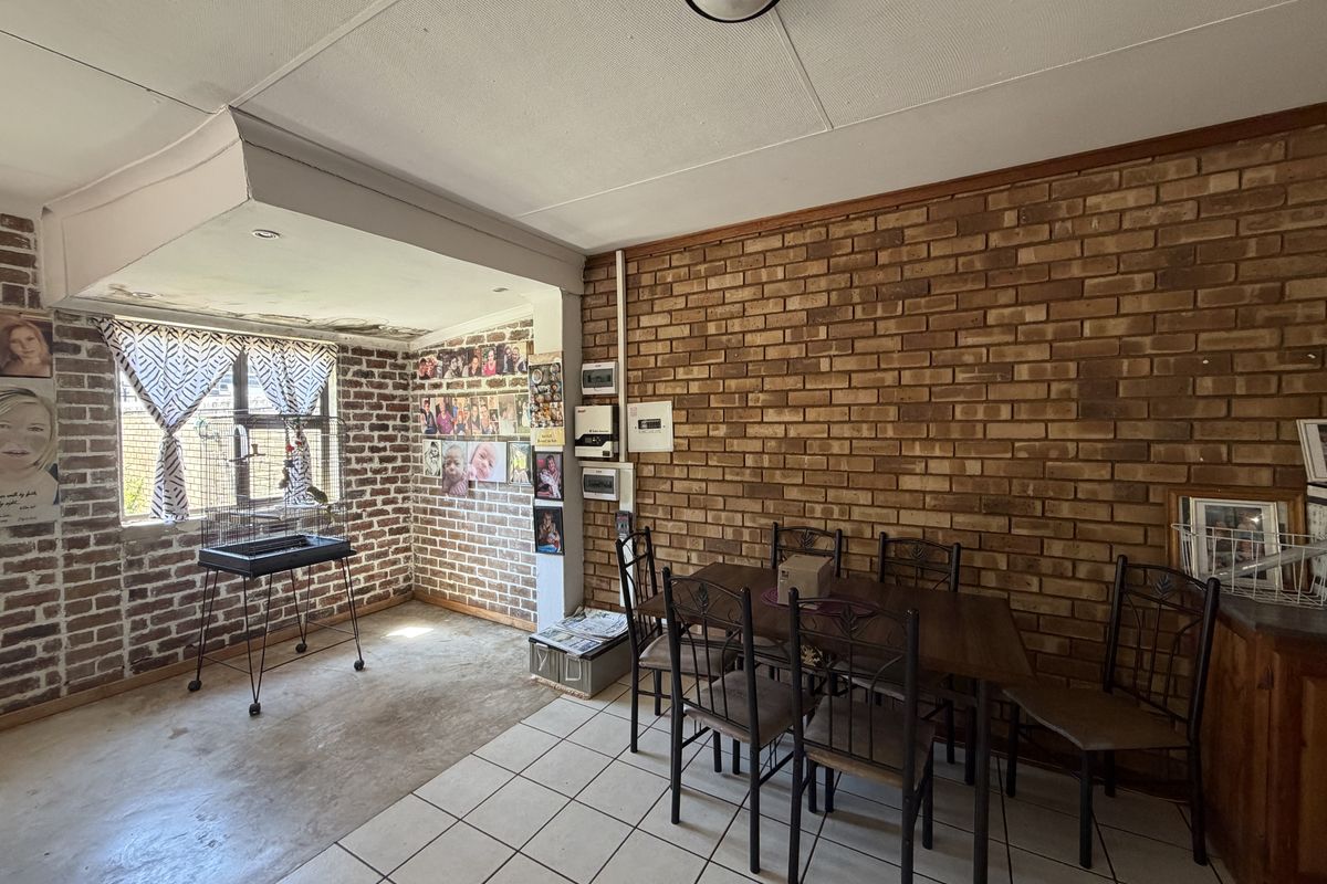 3 bedroom home for sale , in Louis Trichardt - Photo 3