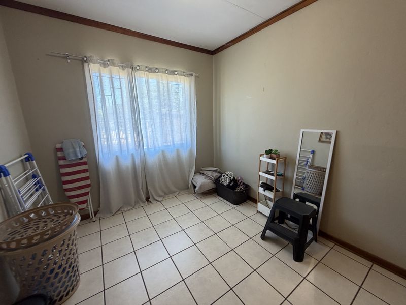 3 bedroom home for sale , in Louis Trichardt - Photo 6