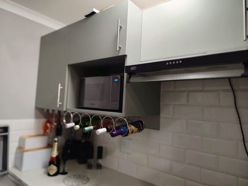 Modern 1 Bedroom Apartment with Loft - Photo 8