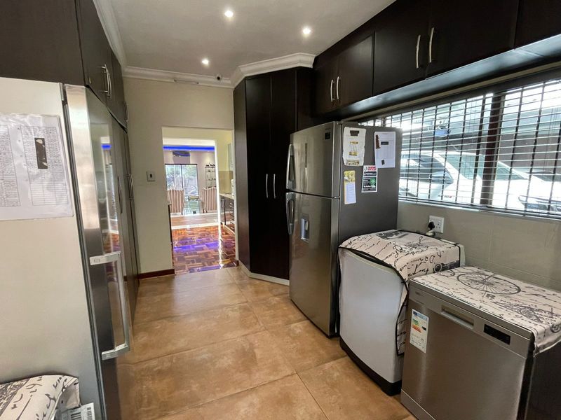 Dual Living at an unmatched Price in Central Westville! - Photo 9