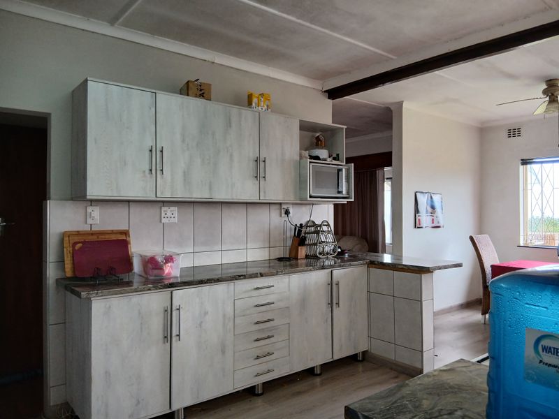 Safe, Spacious & Serene, - Photo 7