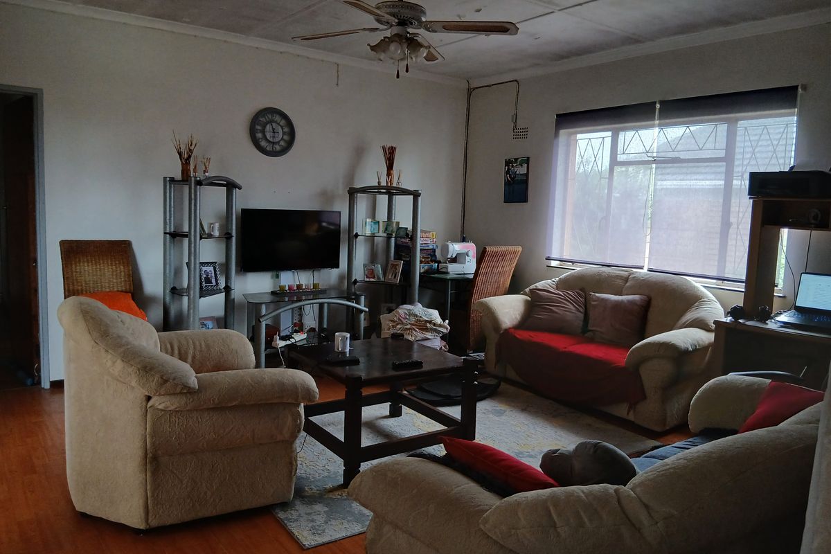 Safe, Spacious & Serene, - Photo 3