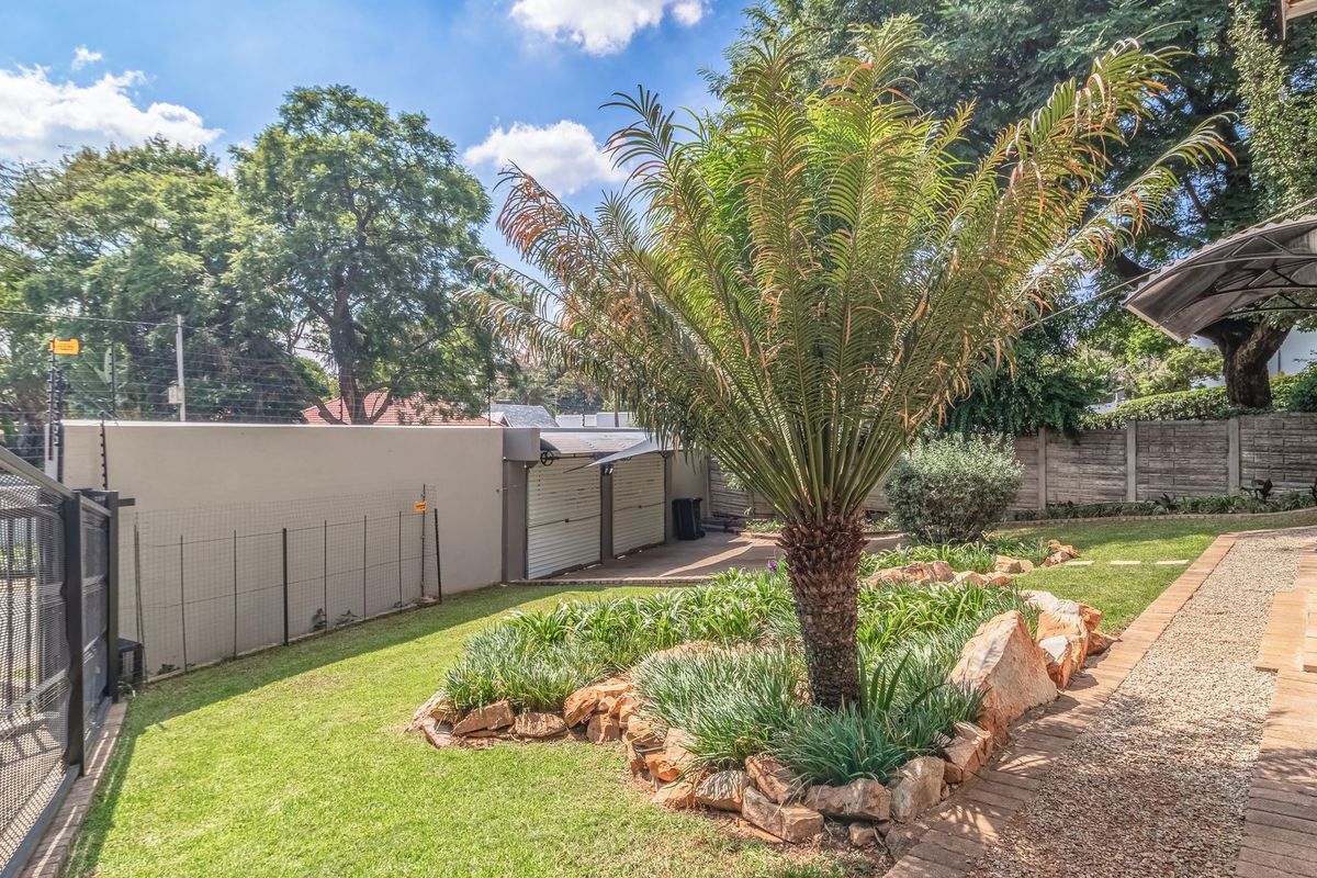 Prime Location & Income Potential! Your Dream Home Awaits! - Photo 5