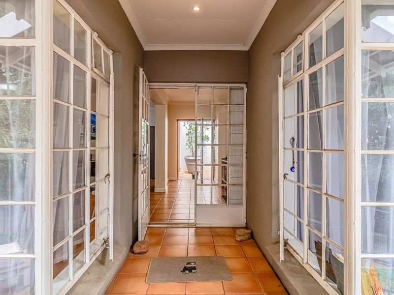 Prime Location & Income Potential! Your Dream Home Awaits! - Photo 6