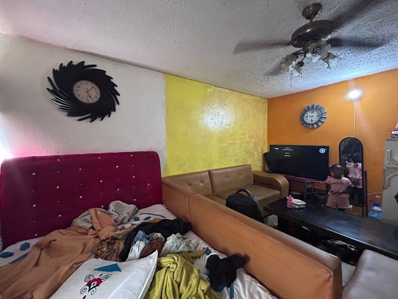 1-Bedroom Flat in Secure Southernwood Complex – Prime Location - Photo 2