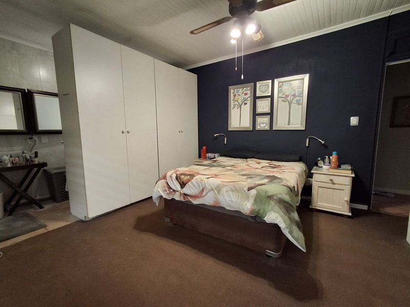 Freestanding home in Capital Park - Photo 8