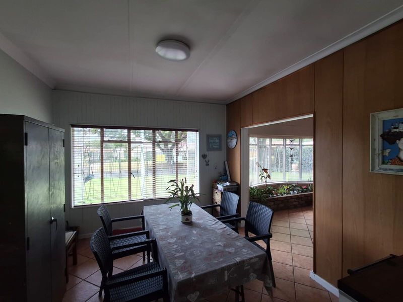 Freestanding home in Capital Park - Photo 6