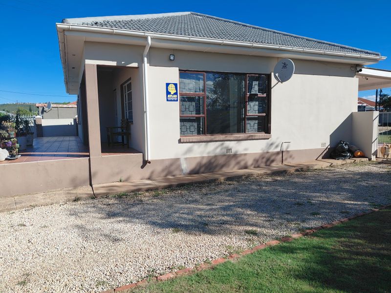 Spacious Family Home in Quiet Cul-de-Sac - Photo 8