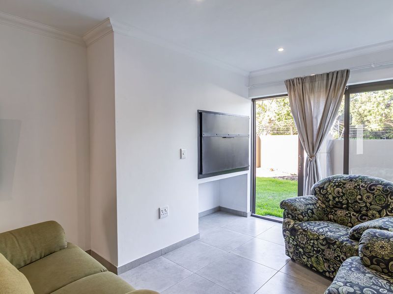 Saldanha - Ground floor unit in secure estate - Photo 6