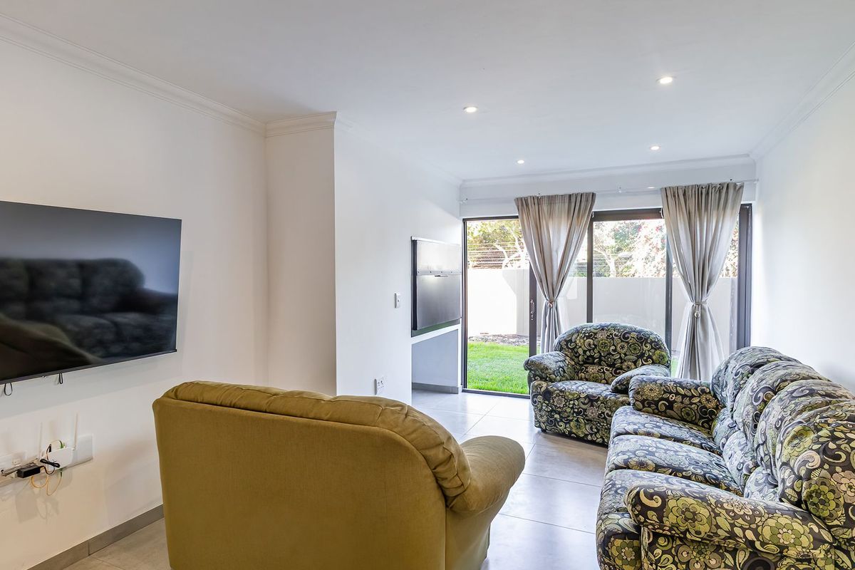 Saldanha - Ground floor unit in secure estate - Photo 5
