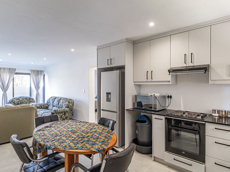 Saldanha - Ground floor unit in secure estate - Photo 3