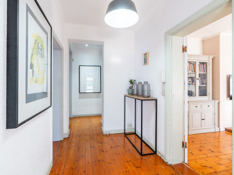 Prime Position in The Glens – Family Home with Flatlet - Photo 4