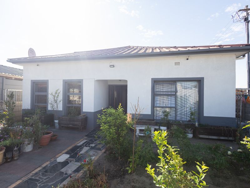 Spectacular 3 Bedroom Property For Sale In Ravenmead - Photo 3