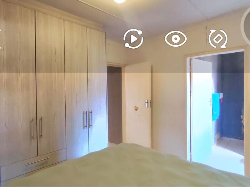 Warm and inviting Home - Photo 6