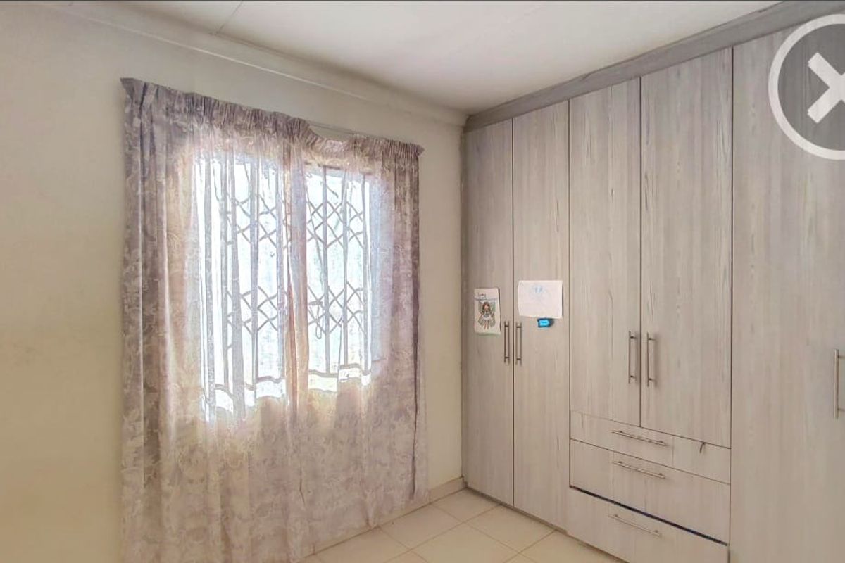 Warm and inviting Home - Photo 5